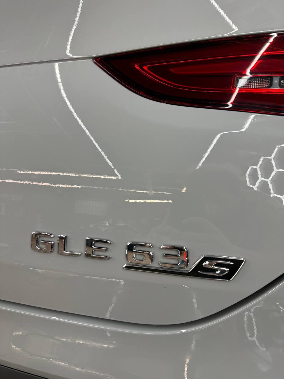 Mercedes-AMG GLE 63 S badge and paint reflection detail